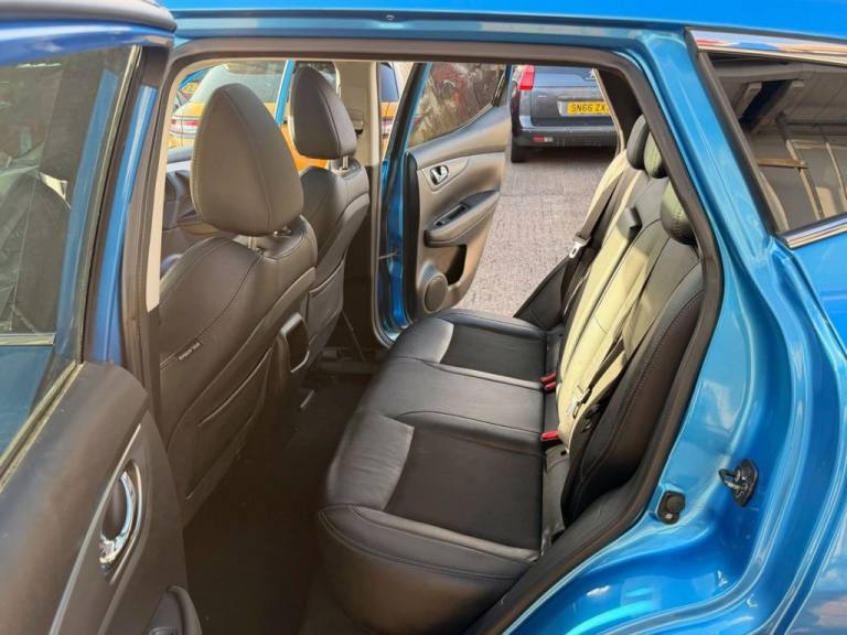 2017 67 NISSAN QASHQAI 1.6 DCI TEKNA SUV 5DR DIESEL MANUAL 4WD EURO 6 (S/S) (130