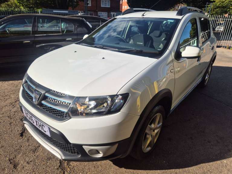 Dacia Sandero Stepway 0.9 TCe Laureate 5dr [Start Stop] Petrol