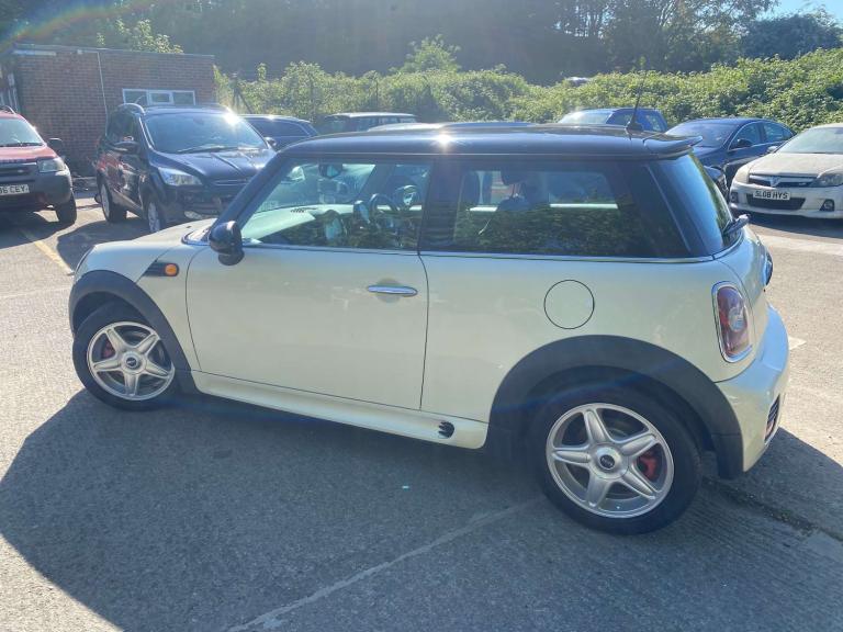 2007 MINI Hatch 1.6 Cooper 3dr Hatchback Petrol Manual