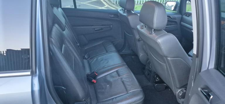 2010 Vauxhall Zafira 1.8i Elite 5dr MPV Petrol Manual