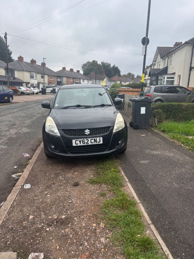 Suzuki, SWIFT, Hatchback, 2012, Manual, 1242 (cc), 5 doors