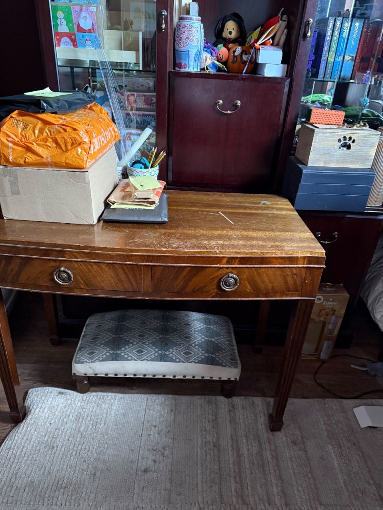 Antique desk - collection from EH5
