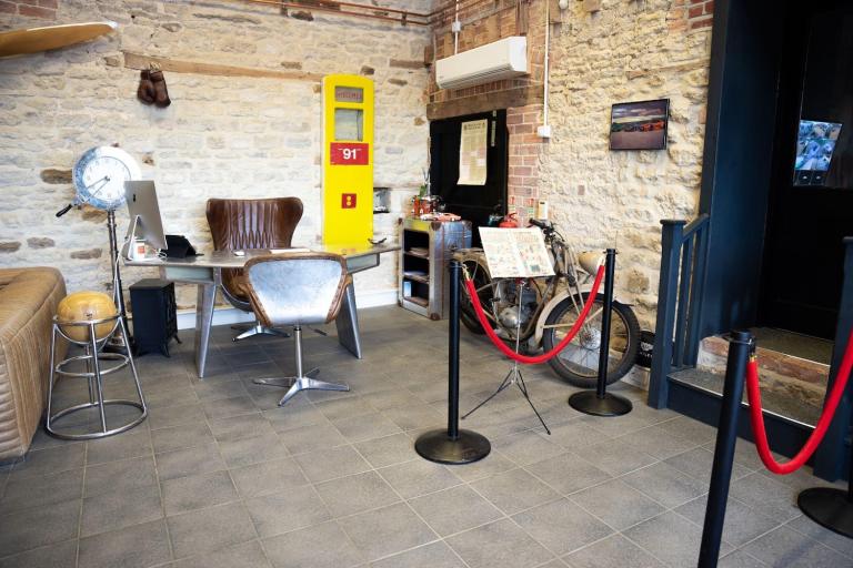  Land Rover Defender 110 3.0 D300 MHEV X-Dynamic HSE Auto 4WD Euro 6 (s/s) 5dr Diesel Automatic