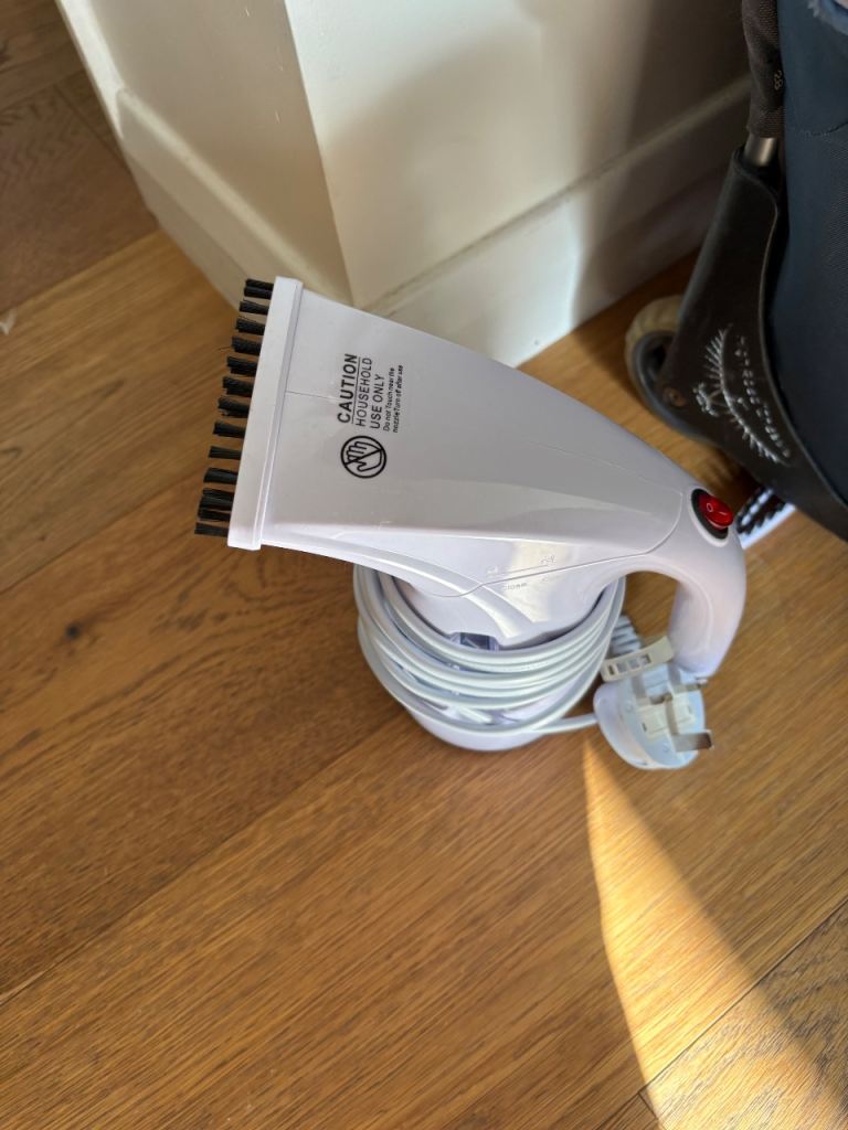HiLife Clothes steamer