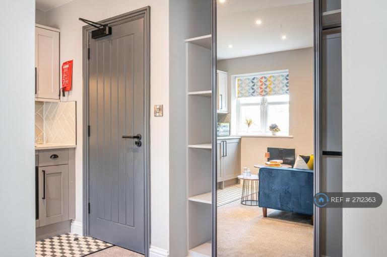 Studio flat in Haydon, Swindon, SN25 (#2712363)