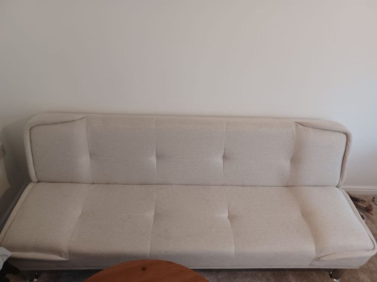 Sofa (like new)