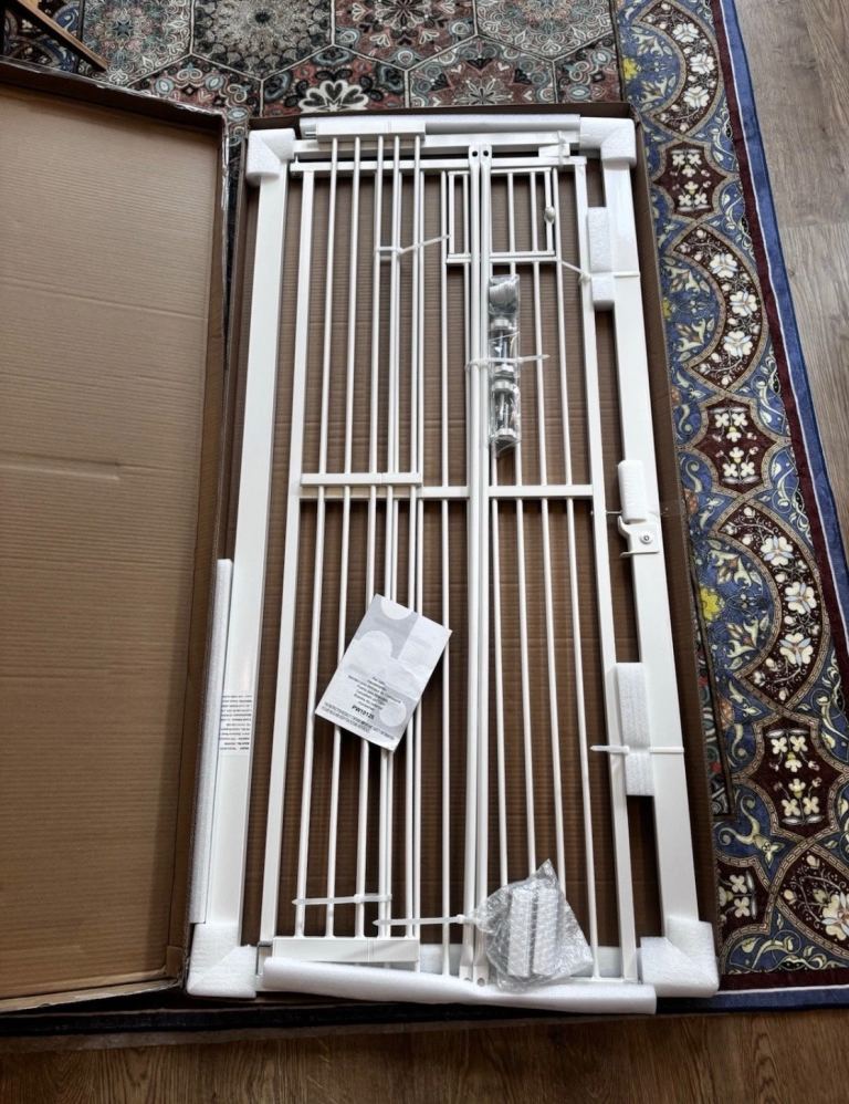 Pet gate 
