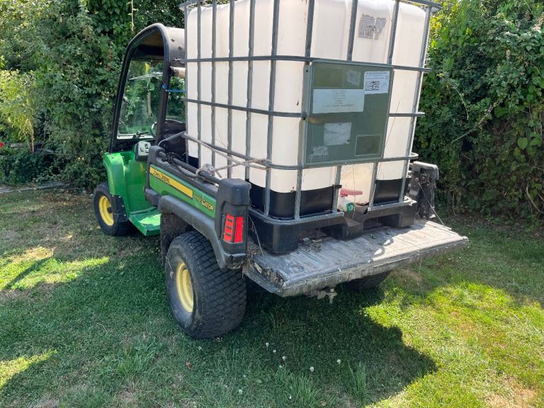 John Deere Gator