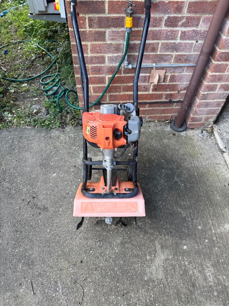 eSkde 52cc Petrol Garden Tiller/Cultivator/Rotovator
