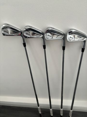 Srixon ZXi7 Irons - 4-Pw-Dynamic Gold 115 Shafts, As Good As New