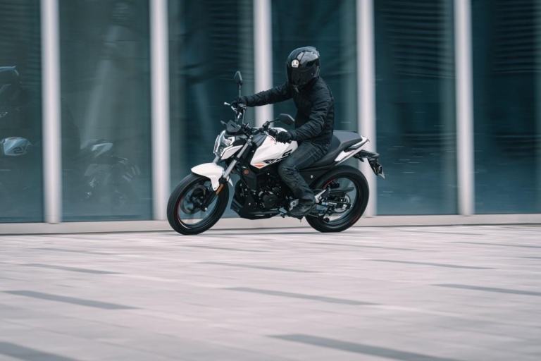 KEEWAY RKS 125CC LEARNER LEGAL GEARED BIKE
