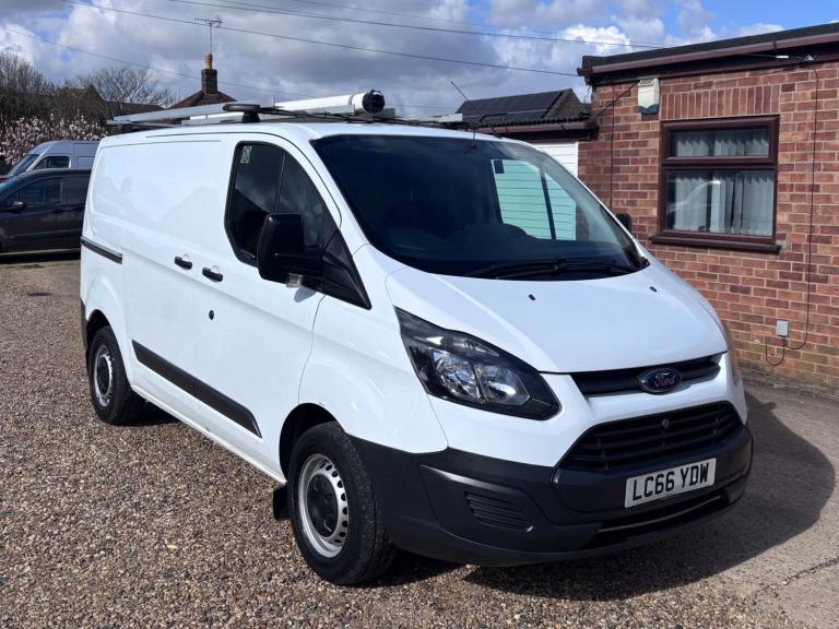 2016 Ford Transit Custom 2.0 TDCi 105ps Low Roof Van PANEL VAN DIESEL Manual