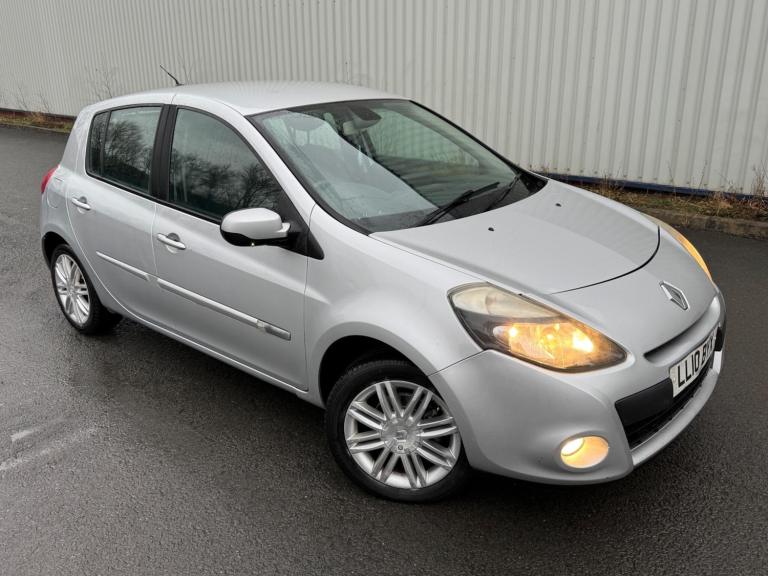 2010 Renault Clio 1.6 VVT Initiale 5dr Auto HATCHBACK PETROL Automatic
