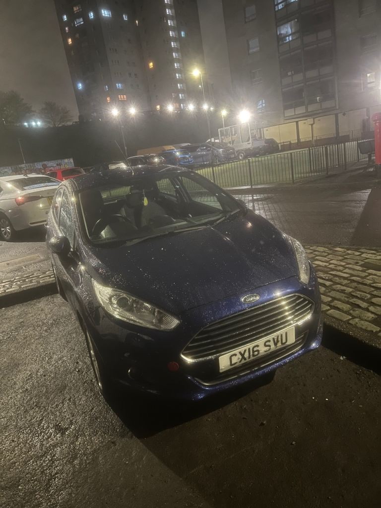 Ford FIESTA eco-boost 2016