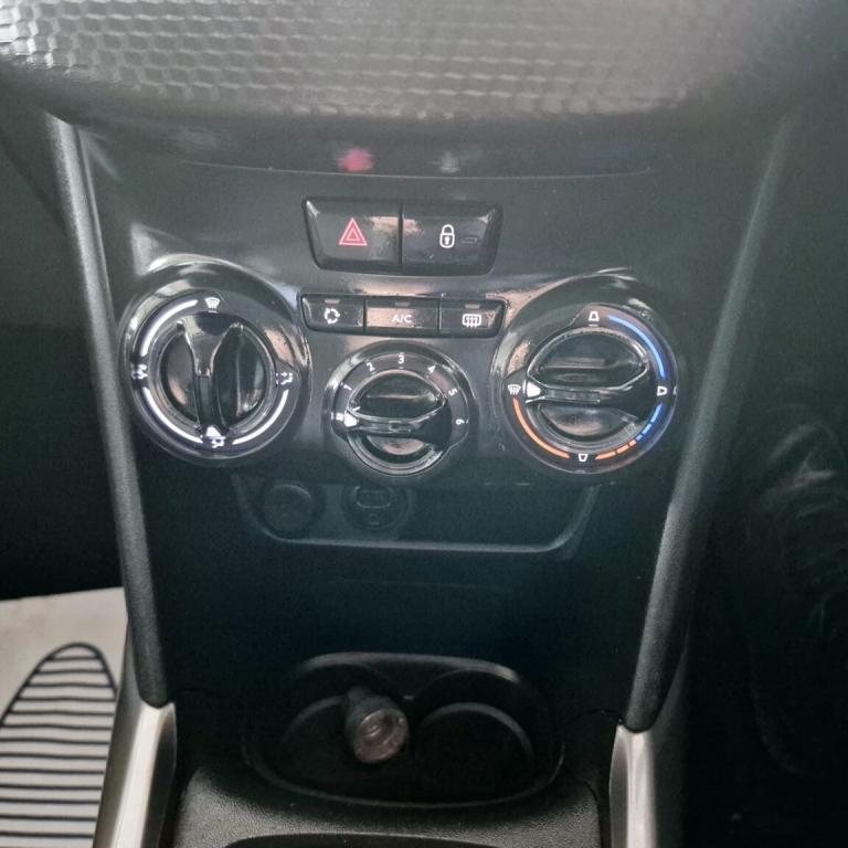 PEUGEOT 2008 1.6 BlueHDi Active 2017