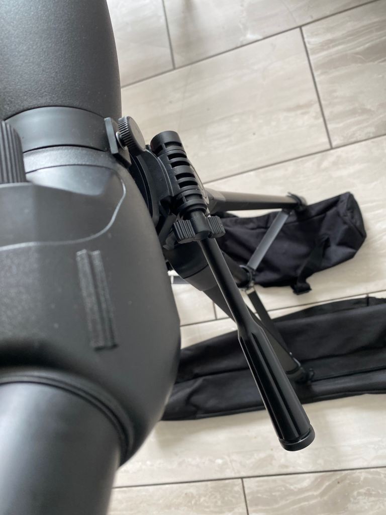 Maginon Spotting Scope 20-60x60 with tripod / Telescope 