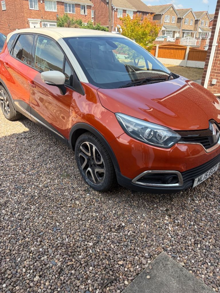 Renault, CAPTUR, Hatchback, 2015, Manual, 1461 (cc), 5 doors
