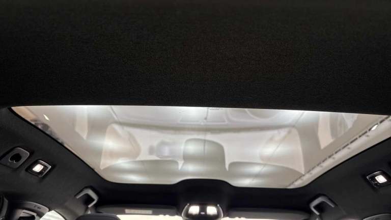 2025 Volvo EC40 Twin Motor 82kWh Plus SUV 5dr Electric Auto AWD (408 ps) ESTATE Electric Automatic