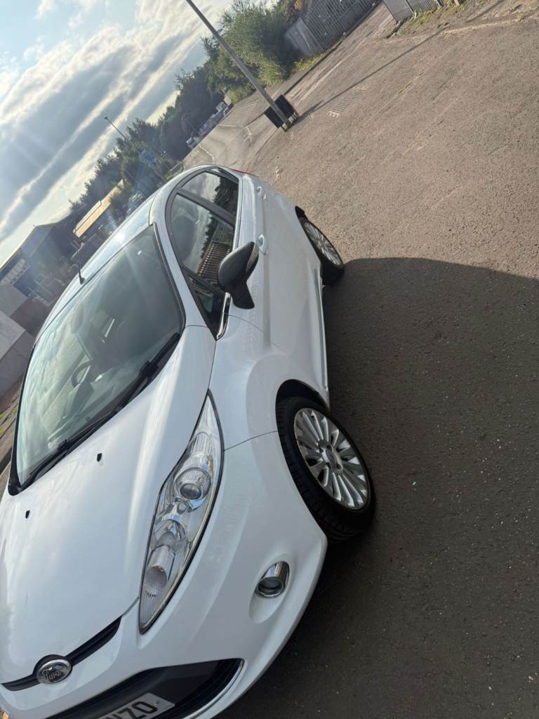 Ford, FIESTA, Hatchback, 2010, Manual, 1388 (cc), 5 doors