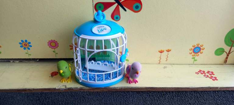 Little Live Pets interactive birds in cage