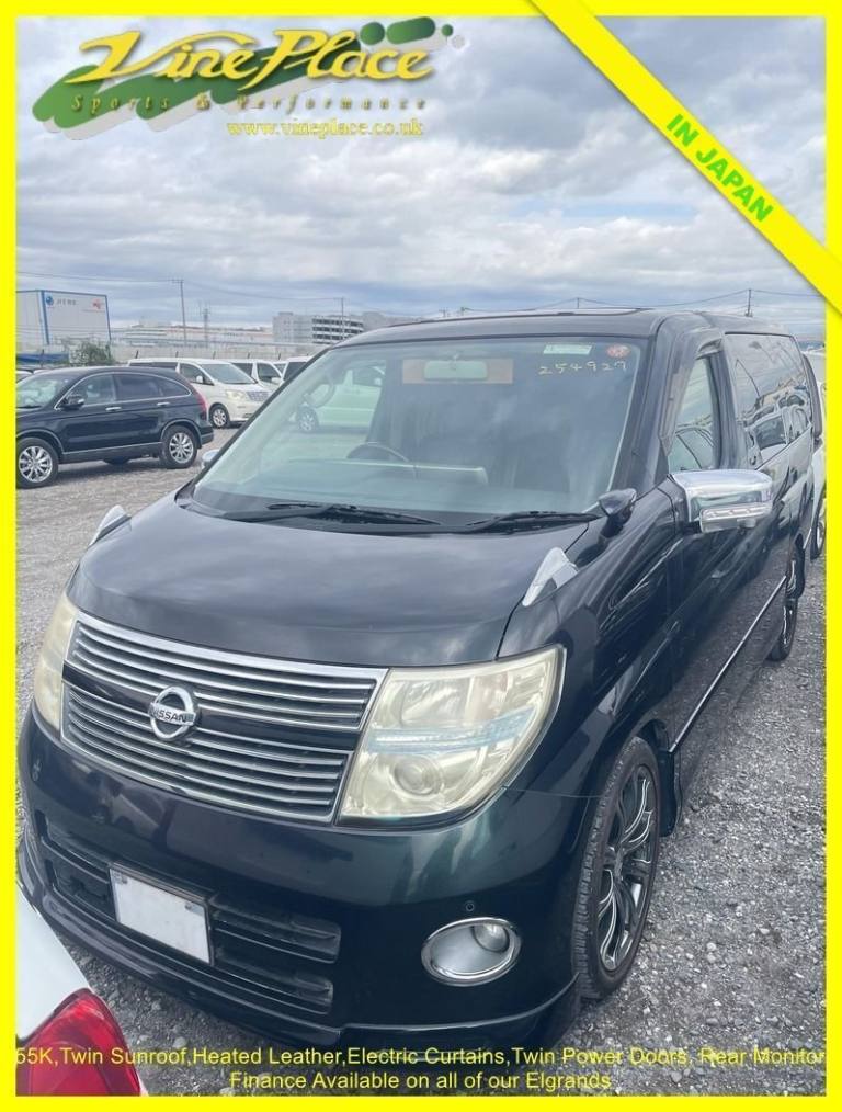 2010 Nissan Elgrand 3.5 Highway Star Black Leather Edition,Twin Sunroof,Auto,8 Seats MPV Petrol A...