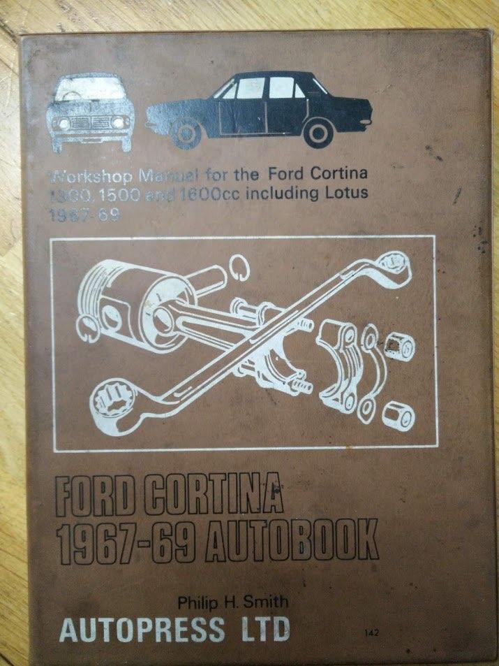 FORD CORTINA 1967-69 AUTOBOOK