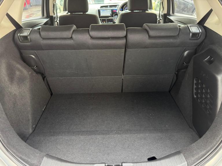 2025 Honda Fit JAZZ 1.5 HYBRID AUTO Hatchback PETROL Automatic