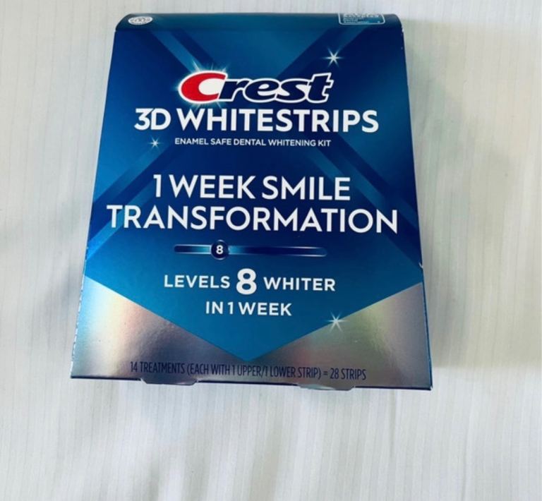 Crest whitening teeth strips/ 1 week transformation/ 28 teeth strips (2 treatments)