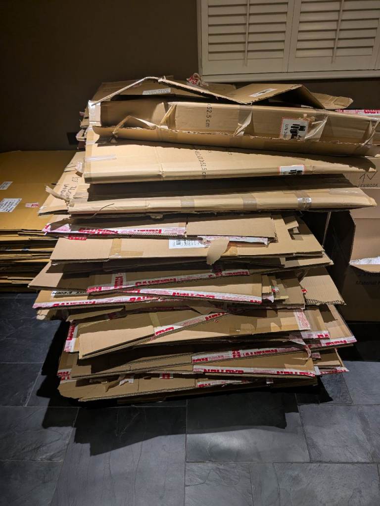 Free moving / packing boxes 