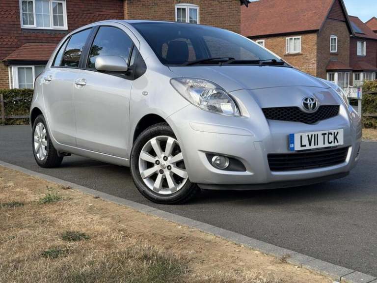 2011 Toyota Yaris 1.33 Dual VVT-i T Spirit MultiMode Euro 5 (s/s) 5dr Hatchback Petrol Automatic
