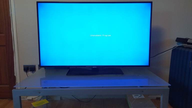 Phillips LED TV (ITS NOT A SMART TV)