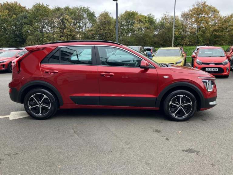 2024 Kia Niro 1.6 GDi 127 Hybrid 2 Nav 5dr DCT ESTATE PETROL/ELECTRIC Automatic