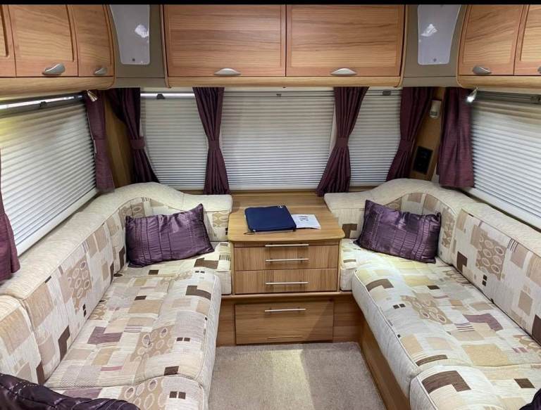 Bailey Unicorn Valencia 2011 Caravan with Alde central heating/hot water