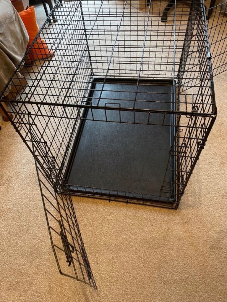 LARGE DOG CRATE FOR SALE