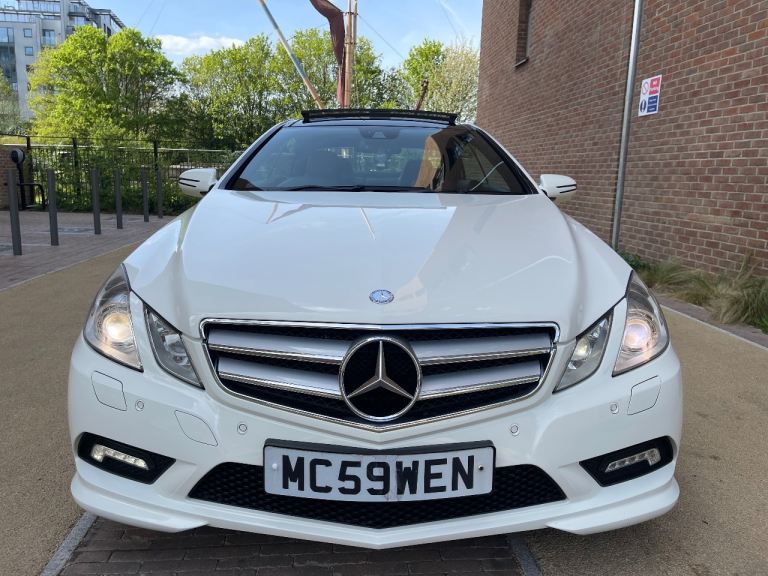 MERCEDES BENZ E-CLASS E350 V6 AMG LINE SPORT COUPE PANROOF RED SEATS