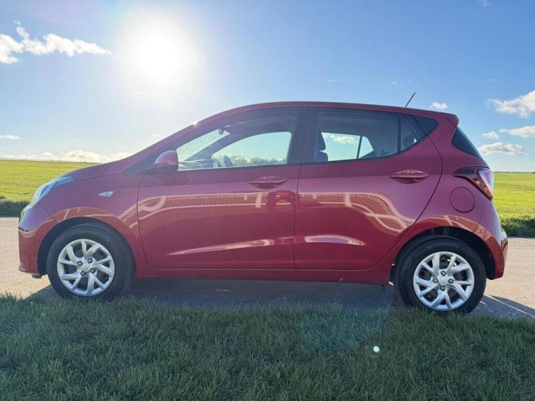 2018 Hyundai i10 1.0 SE 5dr HATCHBACK Petrol Manual