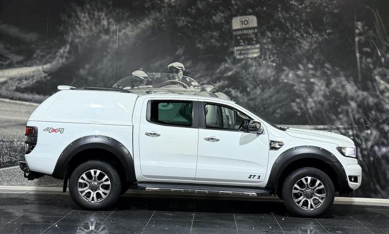 2016 Ford Ranger 2.2 TDCi Limited 1 Auto 4WD Euro 5 4dr PICK UP Diesel Automatic