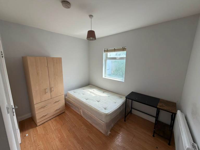 BENEFITS ACCEPTED - Studio Flat Available in Plumstead Greenwich SE18