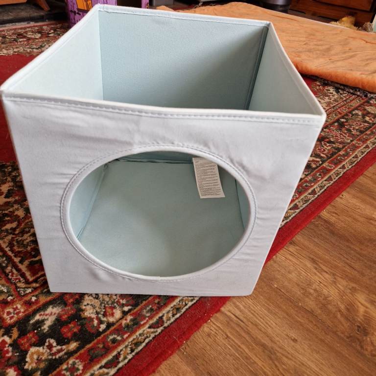 Cat hide box for free