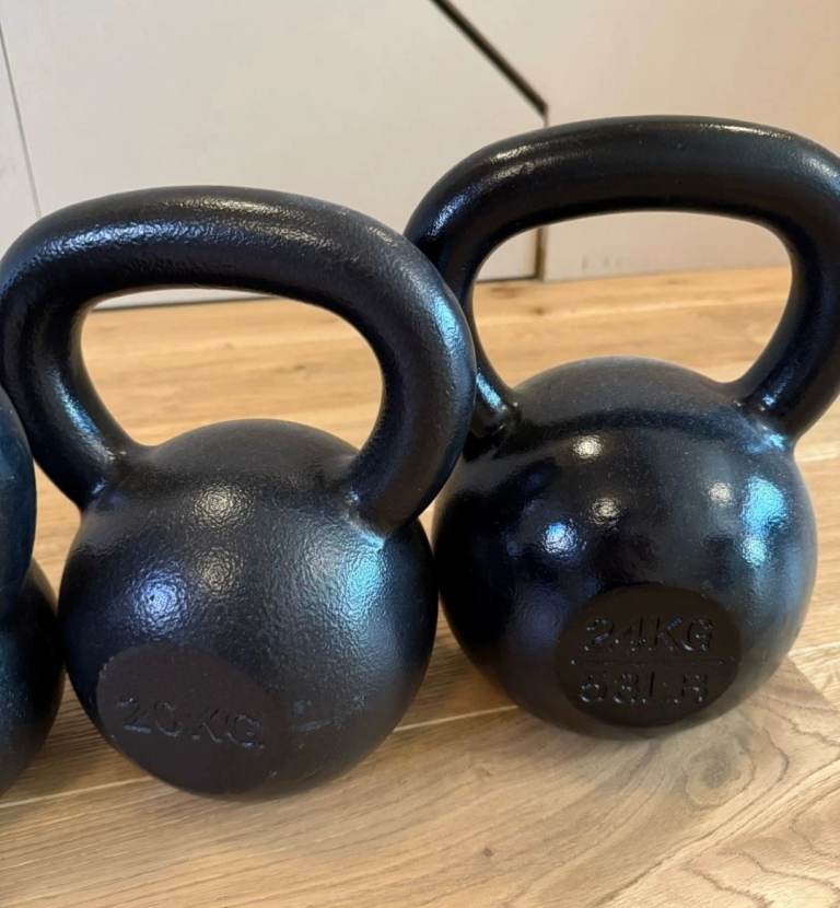 Cast Iron Kettlebell Set 4kg, 8kg, 12kg, 16kg, 20kg, 24kg