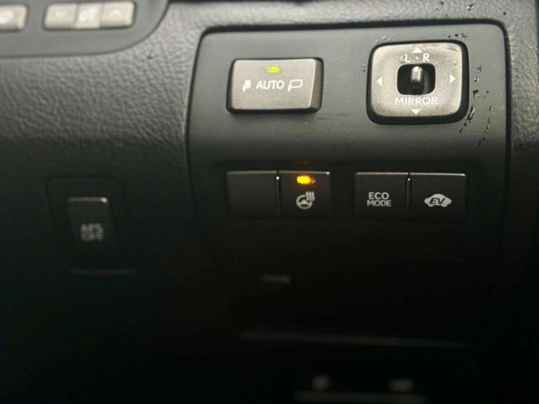 2022 Lexus LS 5.0 600h V8 Premier Saloon 4dr Petrol Hybrid CVT 4WD Euro 5 (s/s) (445 ps) Saloon H...