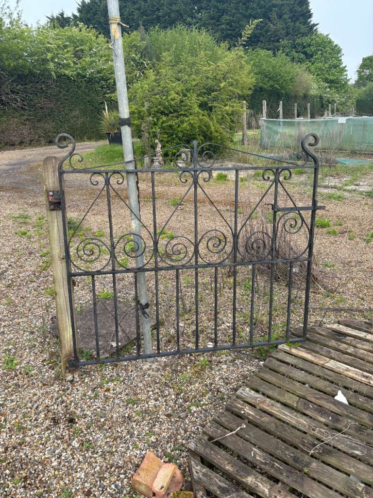 Antique Wrought Iron Gate – Decorative and Sturdy Design