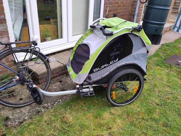 Burley Cub 2016 renewed and with all accessories