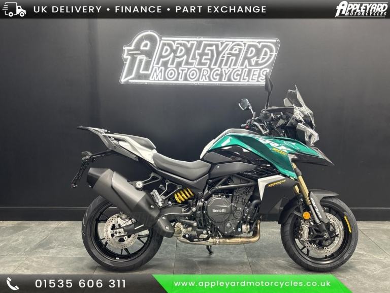 Benelli TRK 902 Stradale