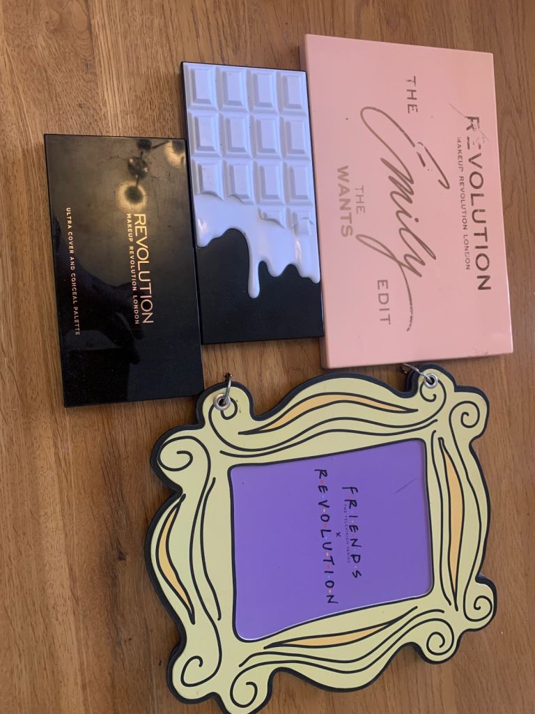 Makeup palettes 