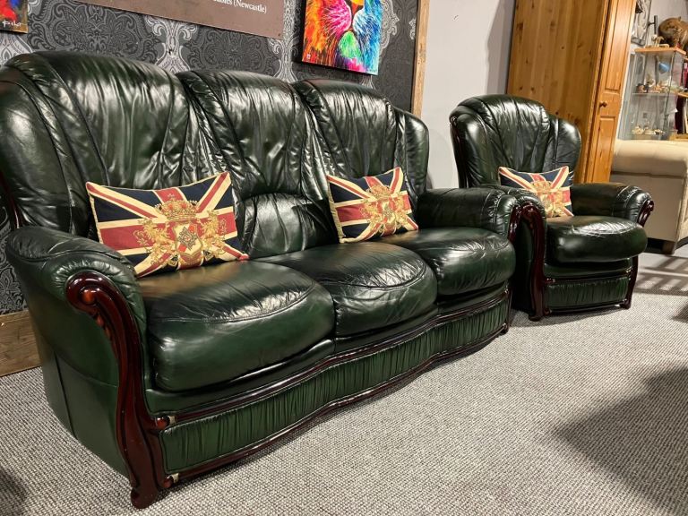 Beautiful Italian Small Cottage Style Suite in Green Leather 3 Seater Sofa & Chair - Delivery