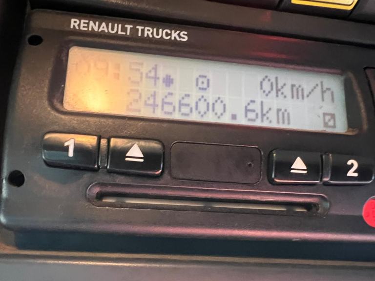 Renault C (C) 430 8x4 STEEL TIPPER , 246,600 KM CALL FOR DETAILS