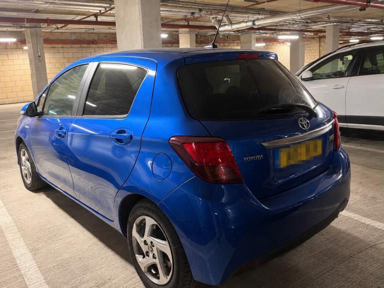 Toyota Yaris icon 1.5 VVT hybrid petrol automatic 2016