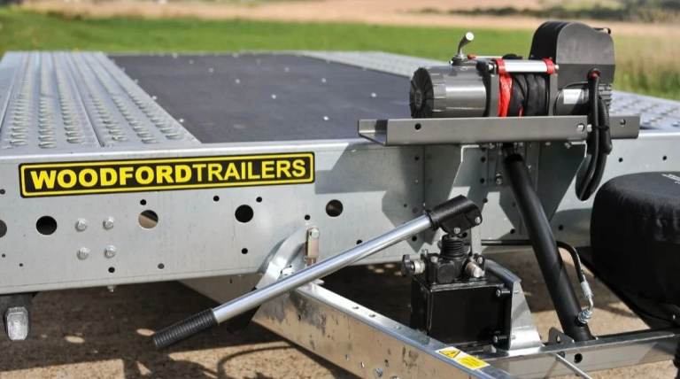 CAR TRANSPORTER TRAILER WOODFORD  AUTOCRUISER TILT BED RECOVERY 18X7'3 CLASSIC