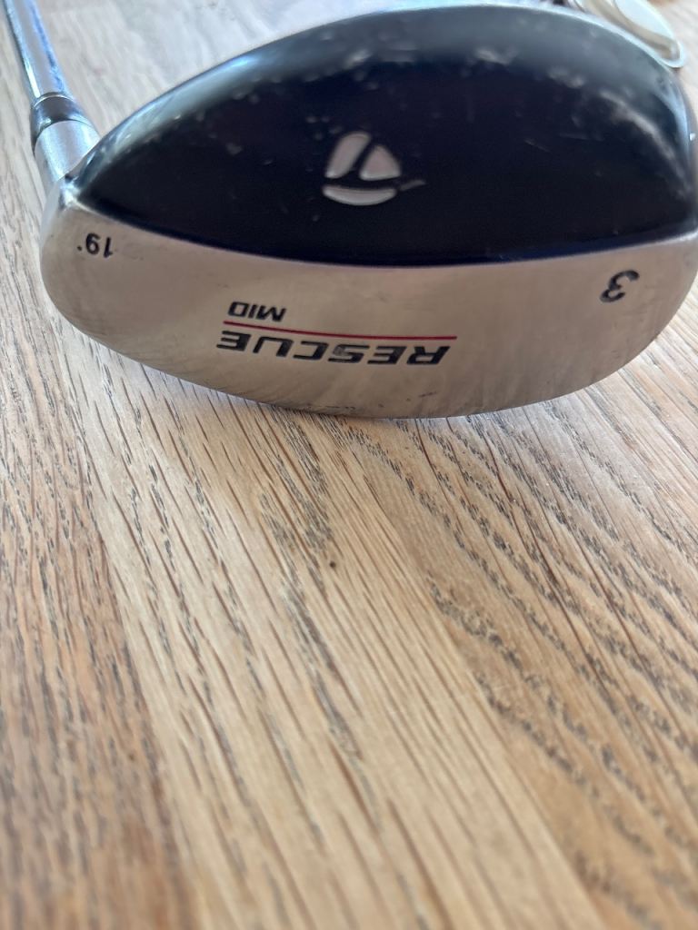 TaylorMade Rescue Mid 3 Hybrid Golf Club - Good Condition